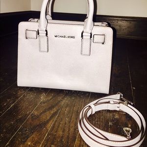 Michael Kors Dillon Bag (NWOT)